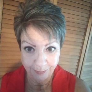 Meet your Posher, Gale